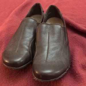 Women’s GH Bass Shoes size 10